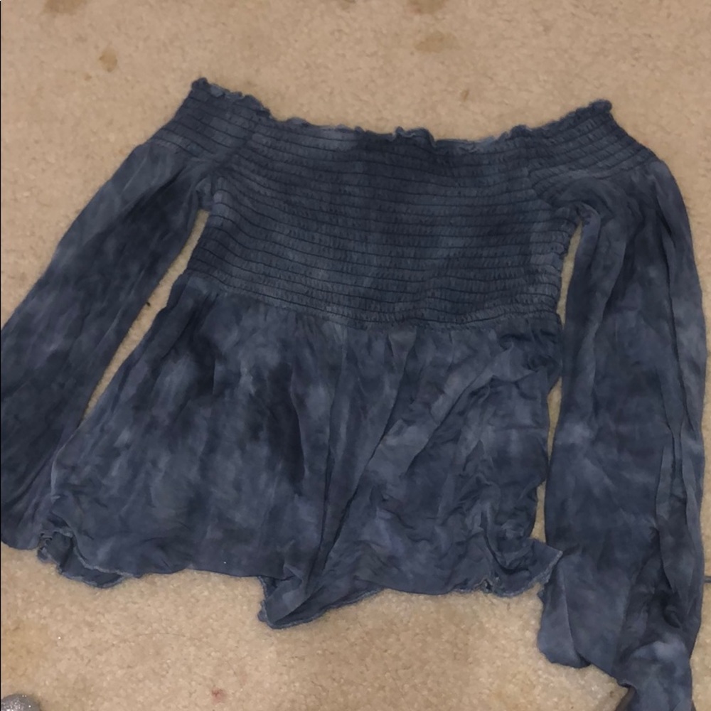 American eagle offf the shoulders top